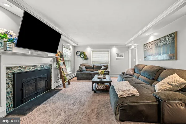 $470,000 | 128 Terrace Road, Levittown, PA 19056