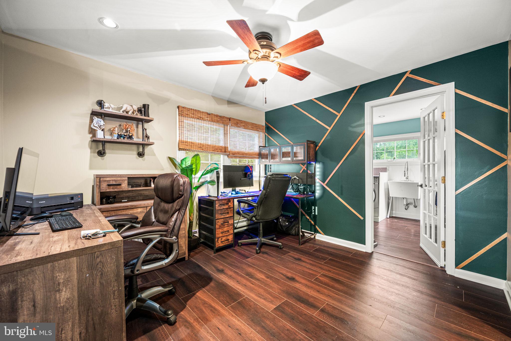 128 Terrace Road Levittown, PA 19056 - Photo 16 of 26