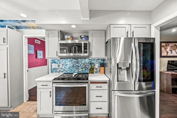 $470,000 | 128 Terrace Road, Levittown, PA 19056