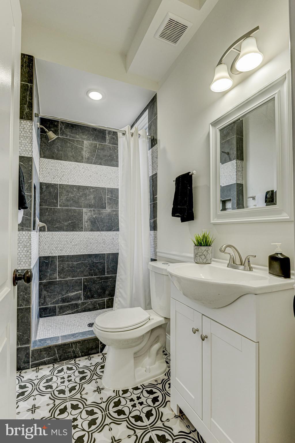 3716 Roland Avenue Baltimore, MD 21211 - Photo 34 of 55 Gallery Image 34