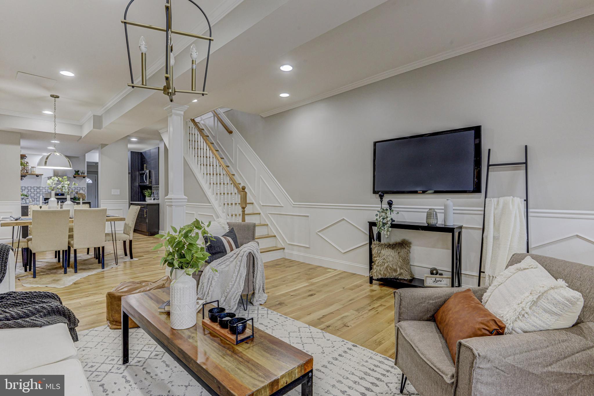 3716 Roland Avenue Baltimore, MD 21211 - Photo 9 of 55 Gallery Image 9