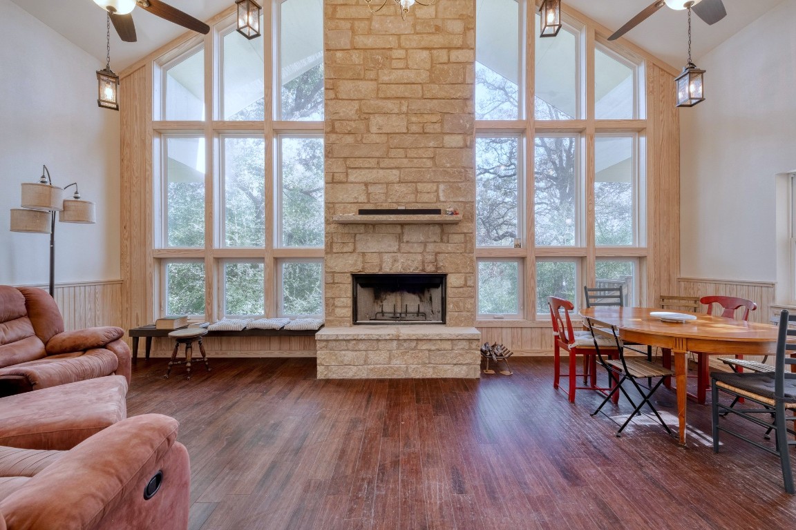 123 Bowie Trail Luling, TX 78648 - Photo 6 of 39 a living room with furniture and a fireplace