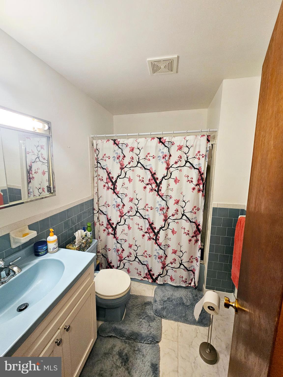 19001 Queen Drive Triangle, VA 22172 - Photo 13 of 22