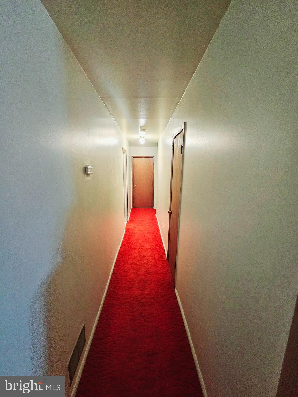 19001 Queen Drive Triangle, VA 22172 - Photo 5 of 22