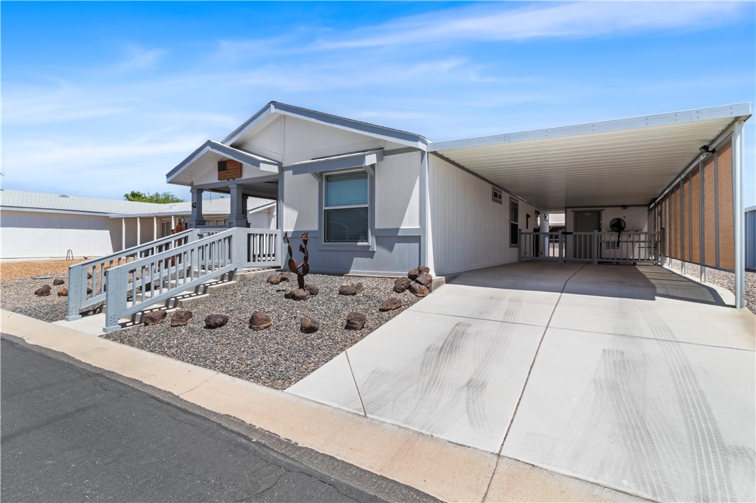 1545 East El Rodeo Road, Unit 42 Fort Mohave, AZ 86426 - Photo 2 of 45