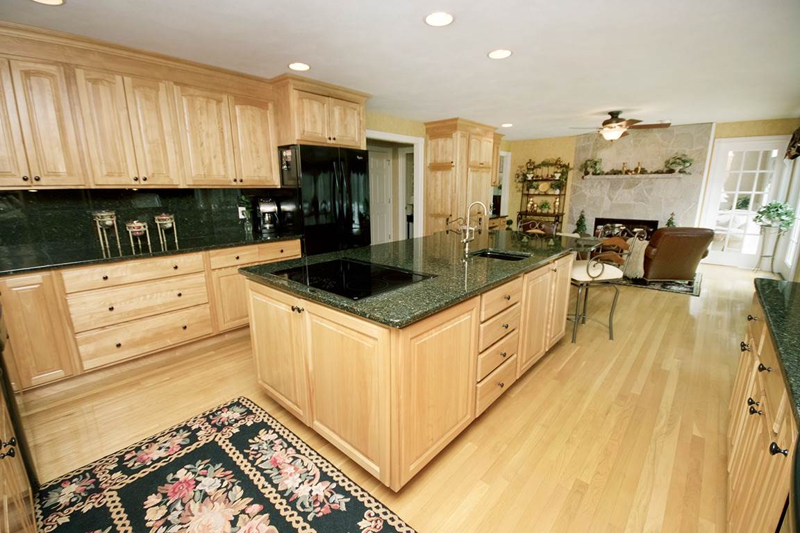 23 Coventry Road Atkinson, NH 03811 - Photo 12 of 40 Gallery Image 12