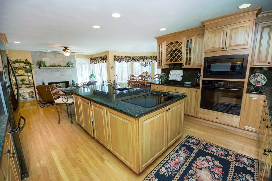 23 Coventry Road Atkinson, NH 03811 - Photo 13 of 40 Gallery Image 13