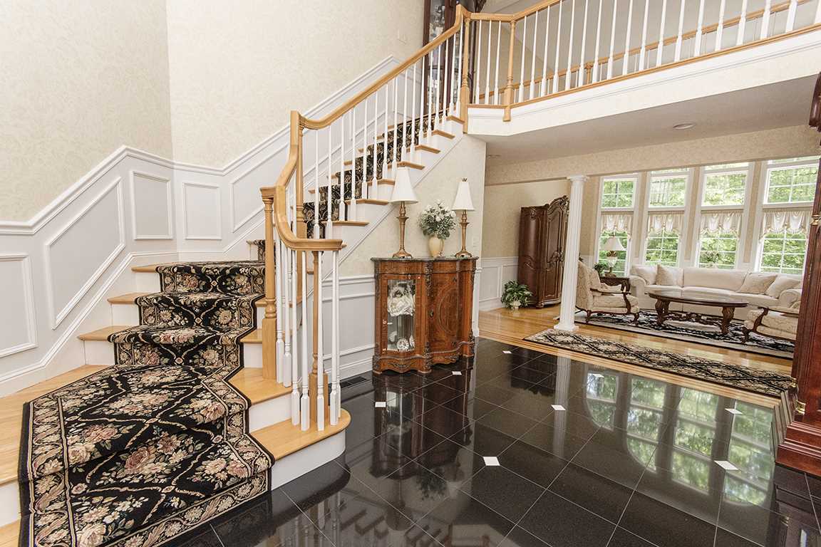 23 Coventry Road Atkinson, NH 03811 - Photo 3 of 40 Gallery Image 3