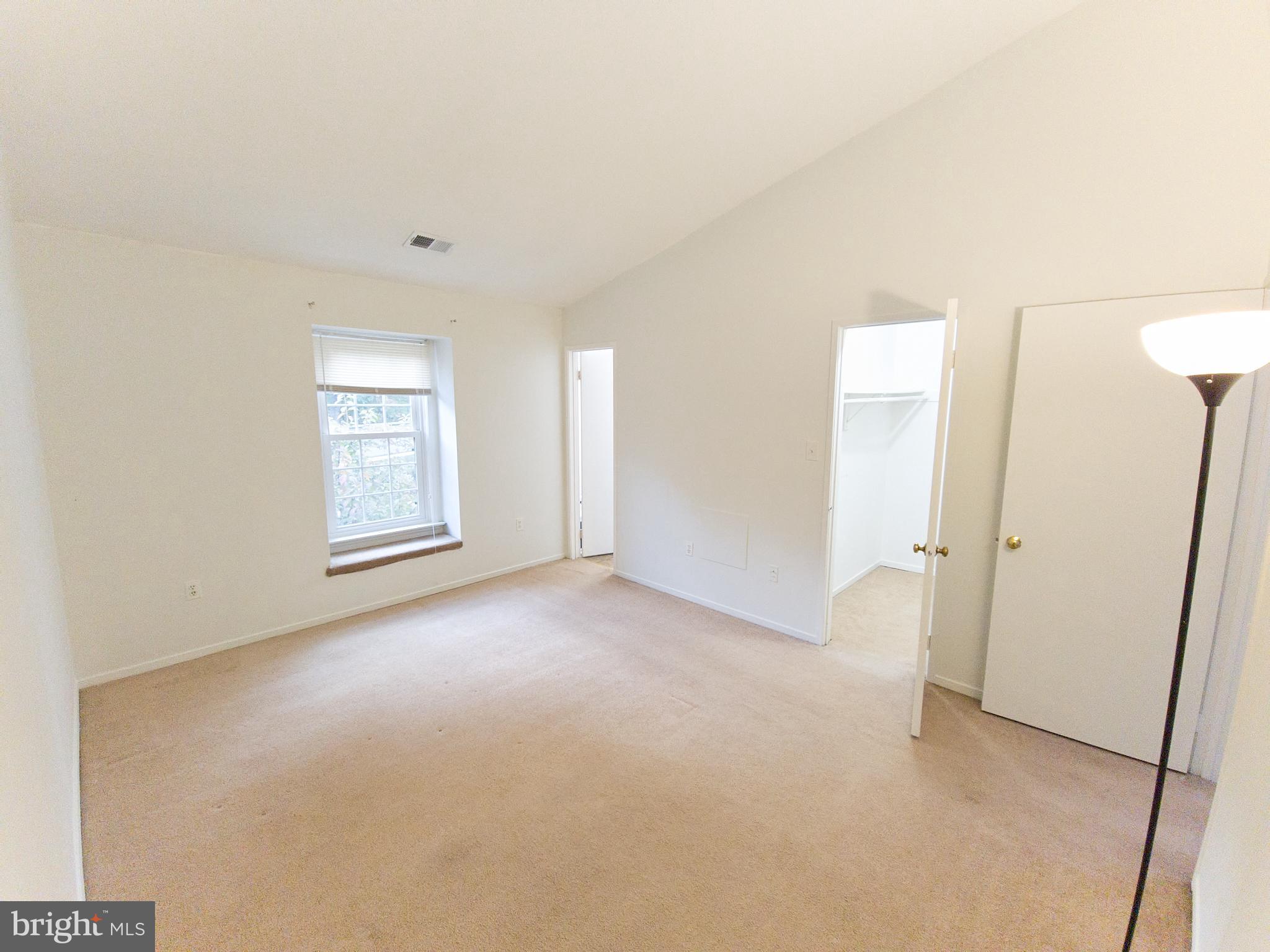 2476 Ridgehampton Court Reston, VA 20191 - Photo 11 of 22