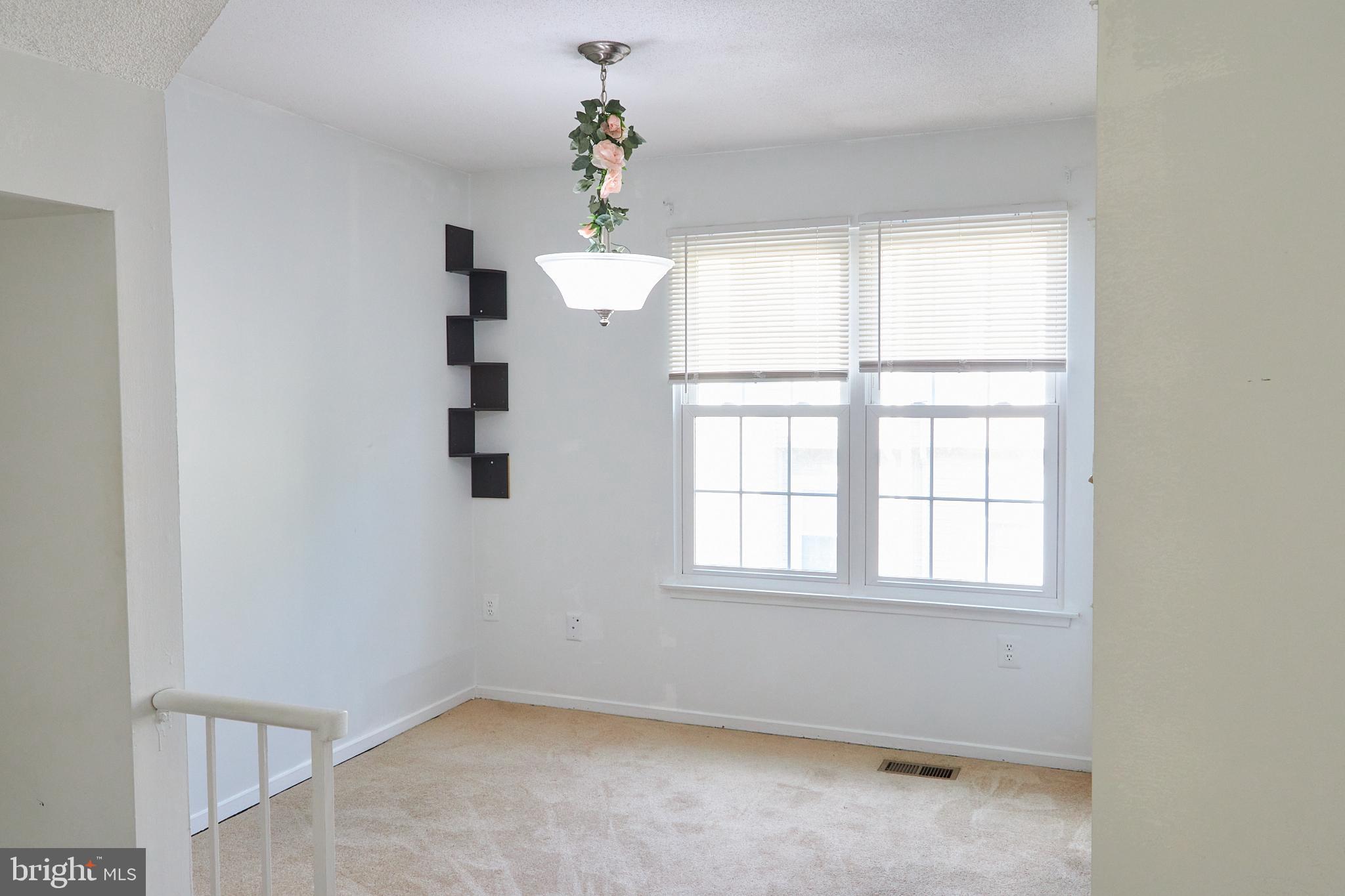 2476 Ridgehampton Court Reston, VA 20191 - Photo 7 of 22