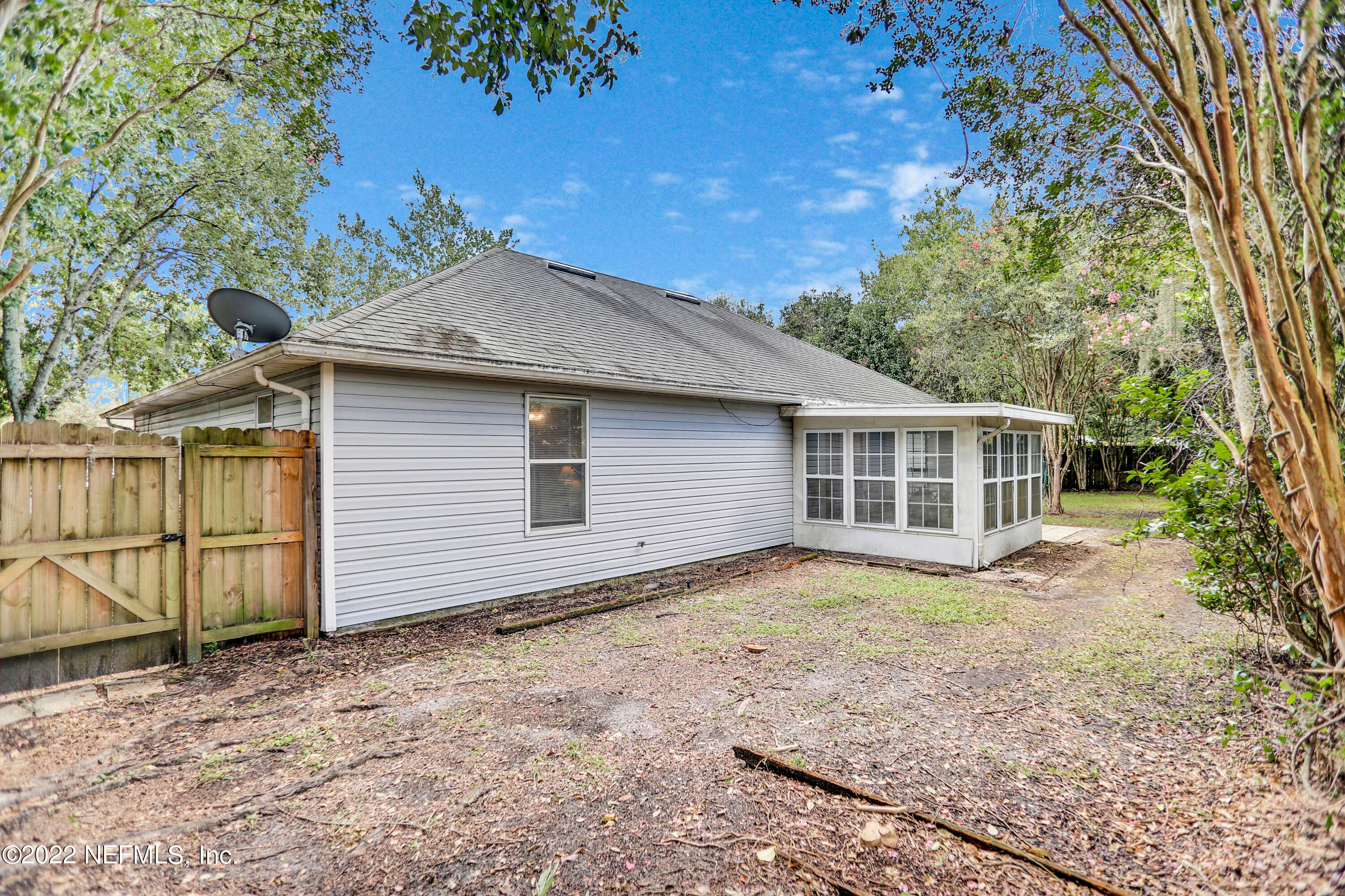 4637 Ridge Point Court Jacksonville, FL 32257 - Photo 6 of 19 Backyard