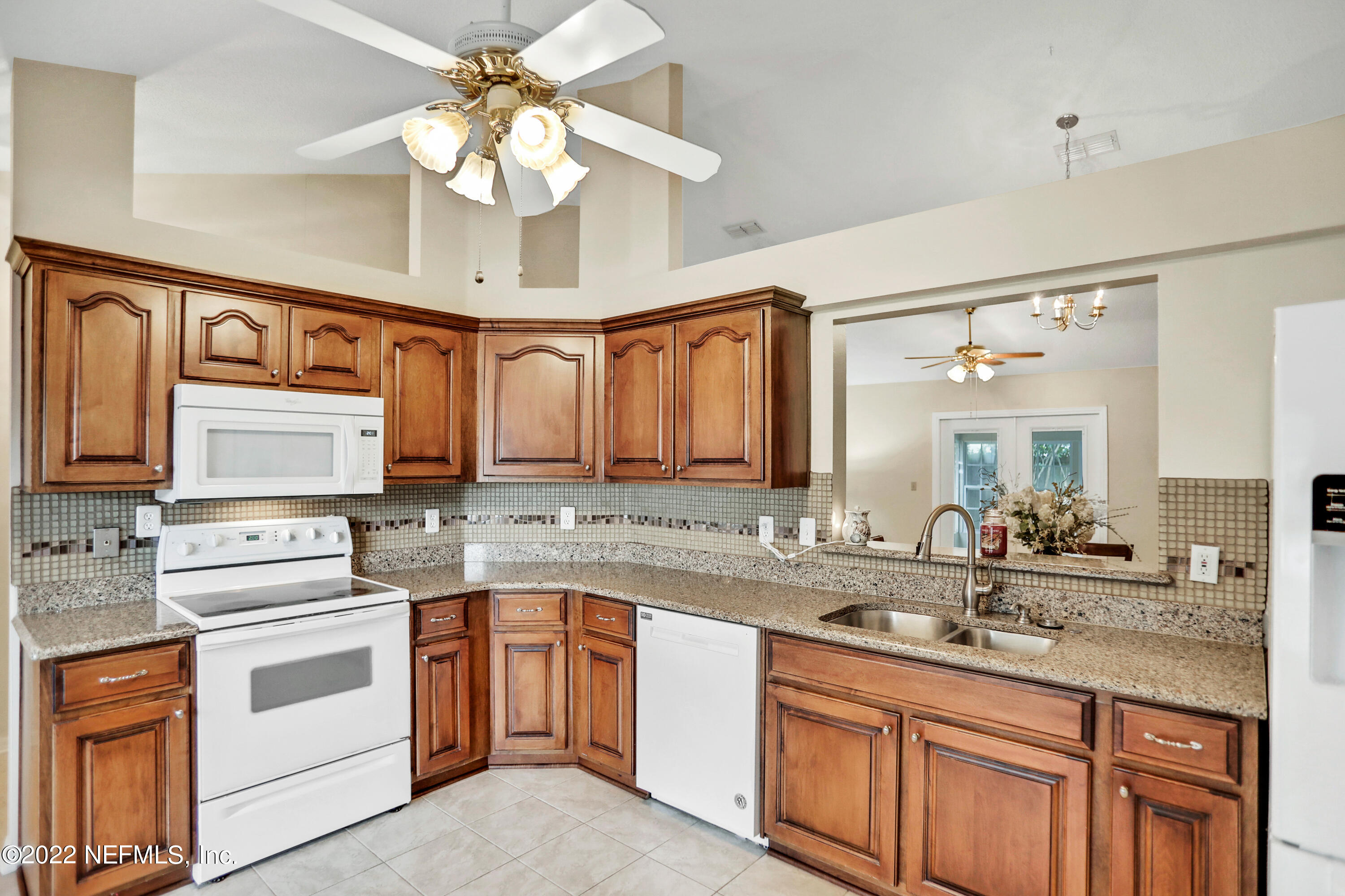4637 Ridge Point Court Jacksonville, FL 32257 - Photo 8 of 19 Kitchen