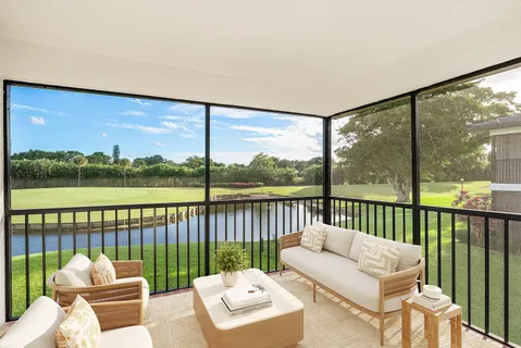 $62,900 | 13 Southport Lane, Unit H, Boynton Beach, FL 33436