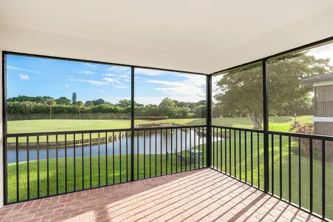 $62,900 | 13 Southport Lane, Unit H, Boynton Beach, FL 33436
