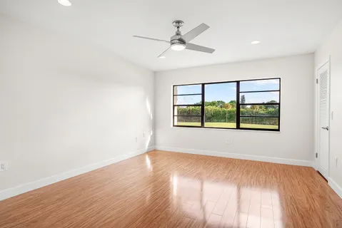 $62,900 | 13 Southport Lane, Unit H, Boynton Beach, FL 33436