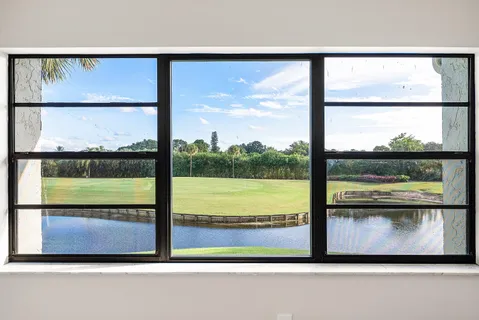 $62,900 | 13 Southport Lane, Unit H, Boynton Beach, FL 33436