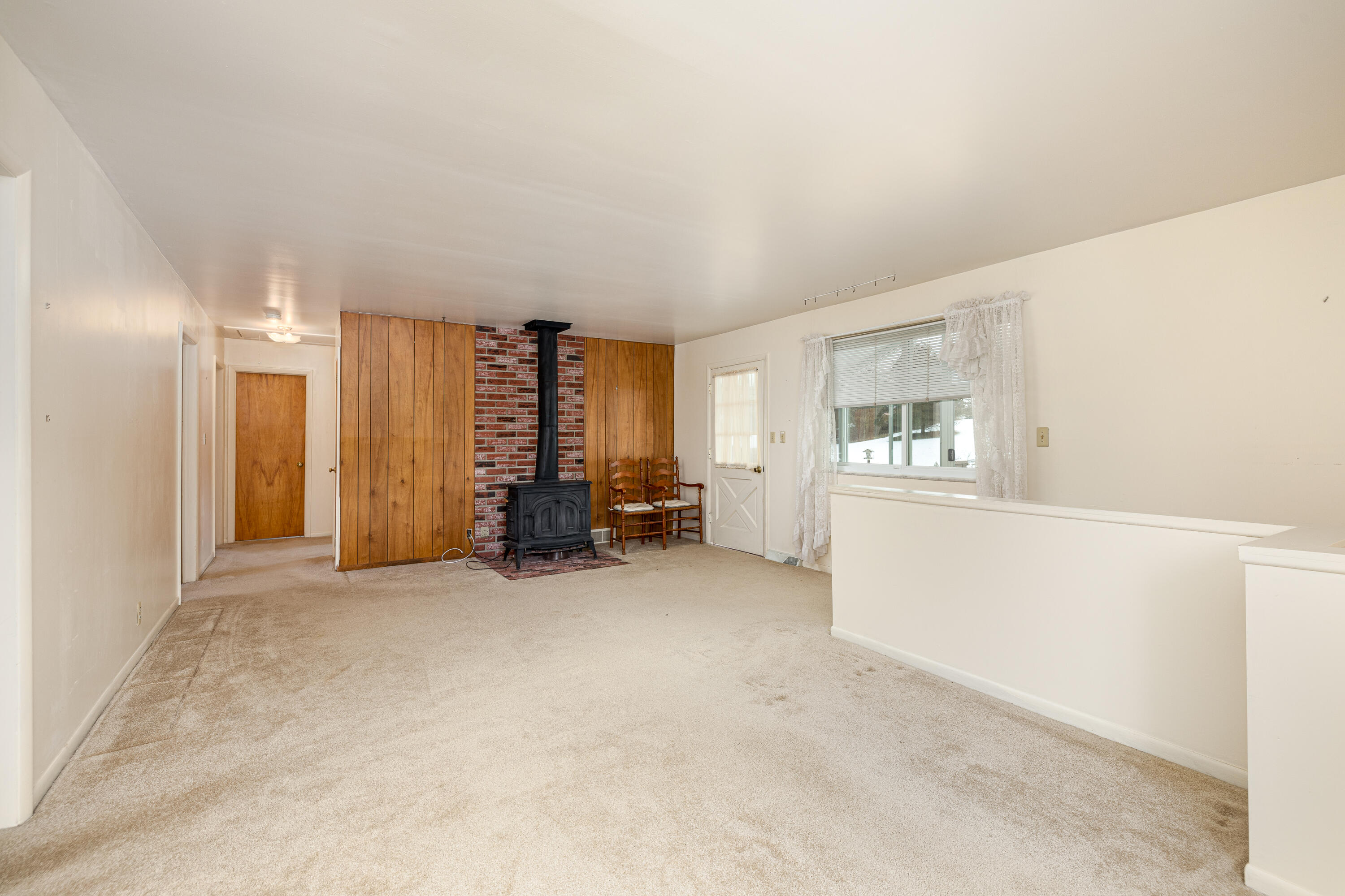 11081 Kelly Road Pinckney, MI 48169 - Photo 16 of 66 17 11081 Kelly Rd (32 of 49)