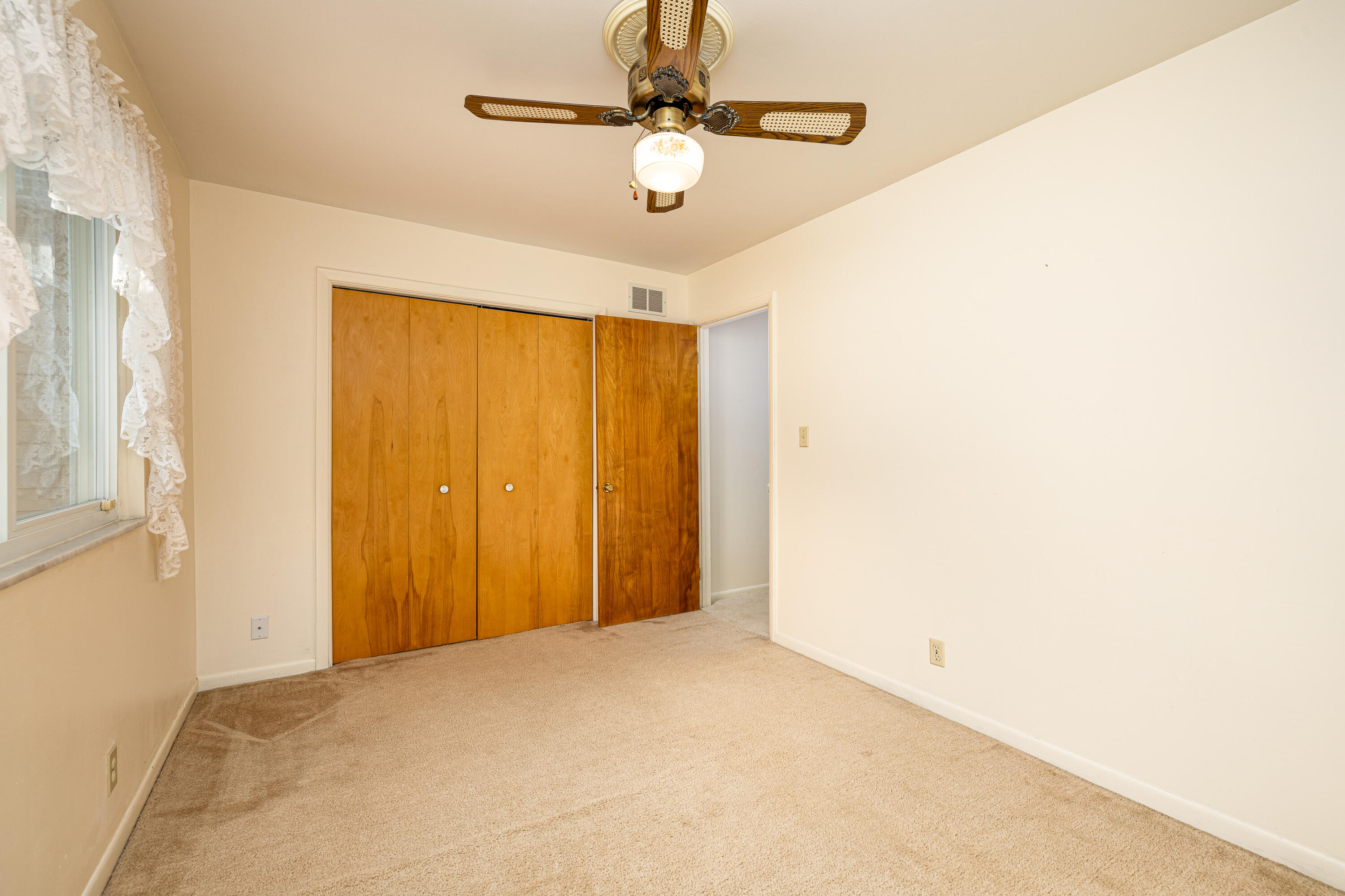 11081 Kelly Road Pinckney, MI 48169 - Photo 28 of 66 26 11081 Kelly Rd (45 of 49)