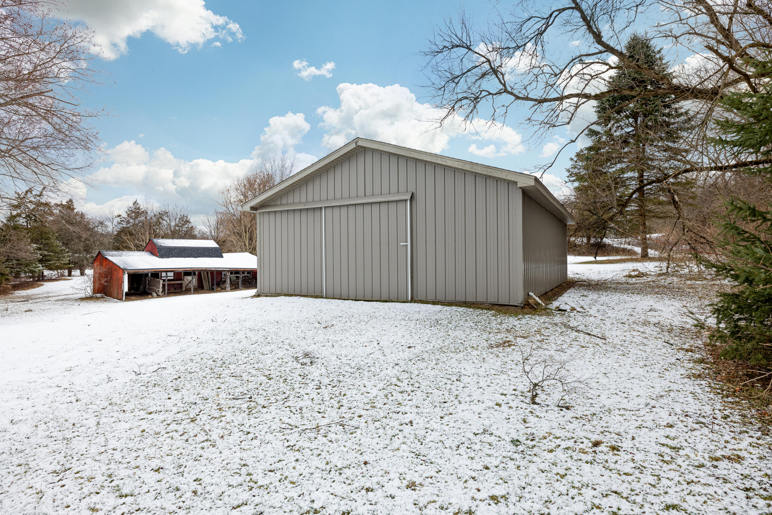 11081 Kelly Road Pinckney, MI 48169 - Photo 40 of 66 11081 Kelly Rd (14 of 49)