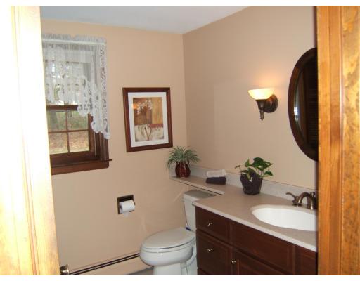 7 Cold Spring Road Southampton, MA 01073 - Photo 7 of 10