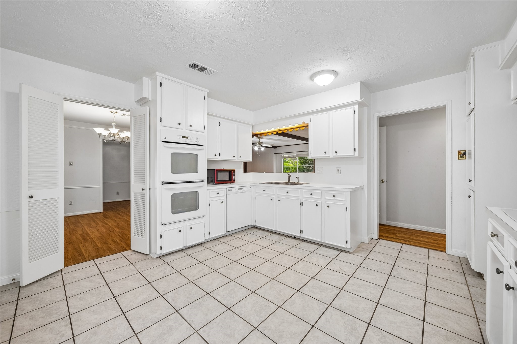 17803 Loring Lane Spring, TX 77388 - Photo 17 of 35