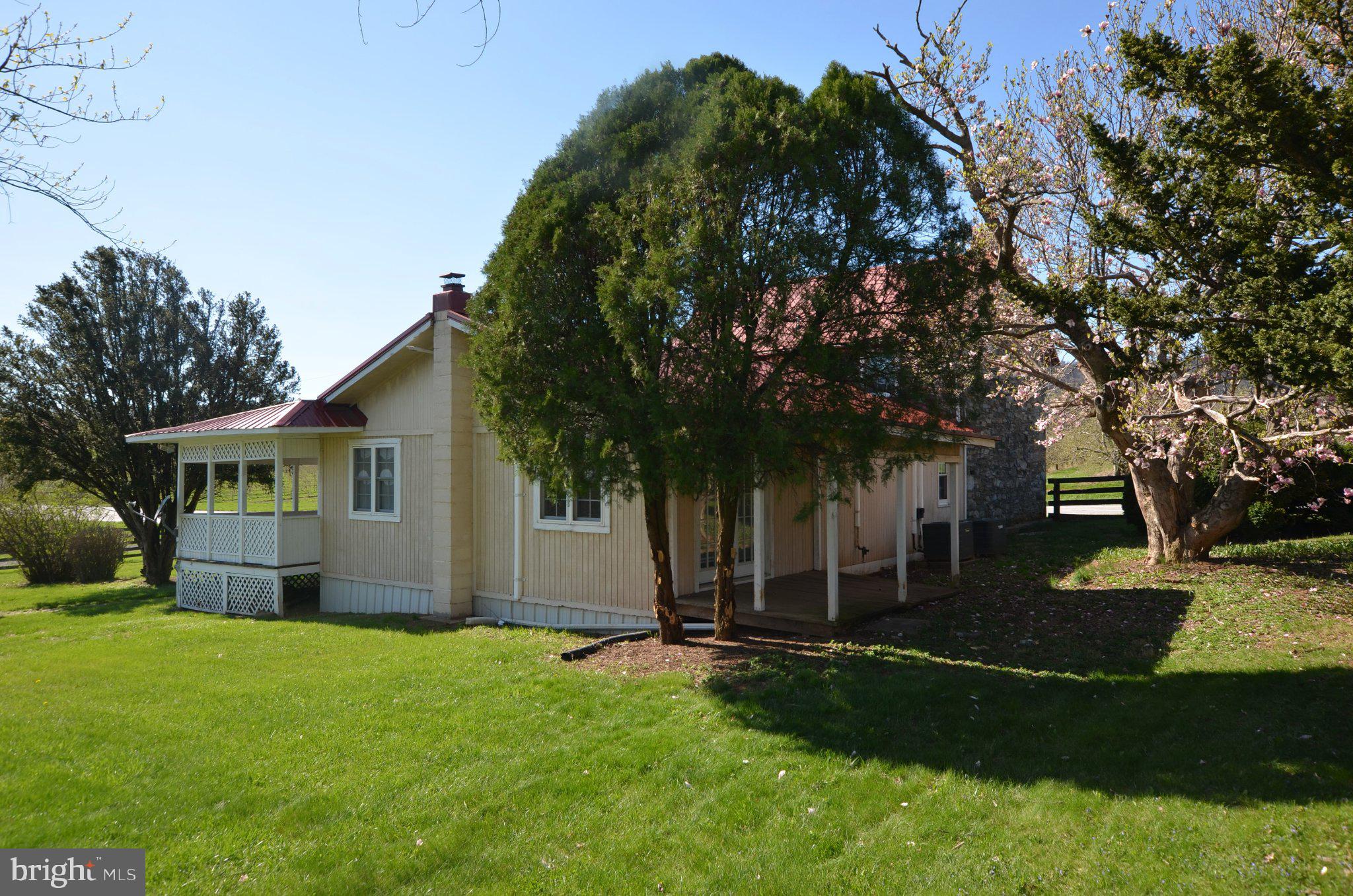 1059 Cashtown Road Biglerville, PA 17307 - Photo 7 of 32 Charming home embraced by nature.