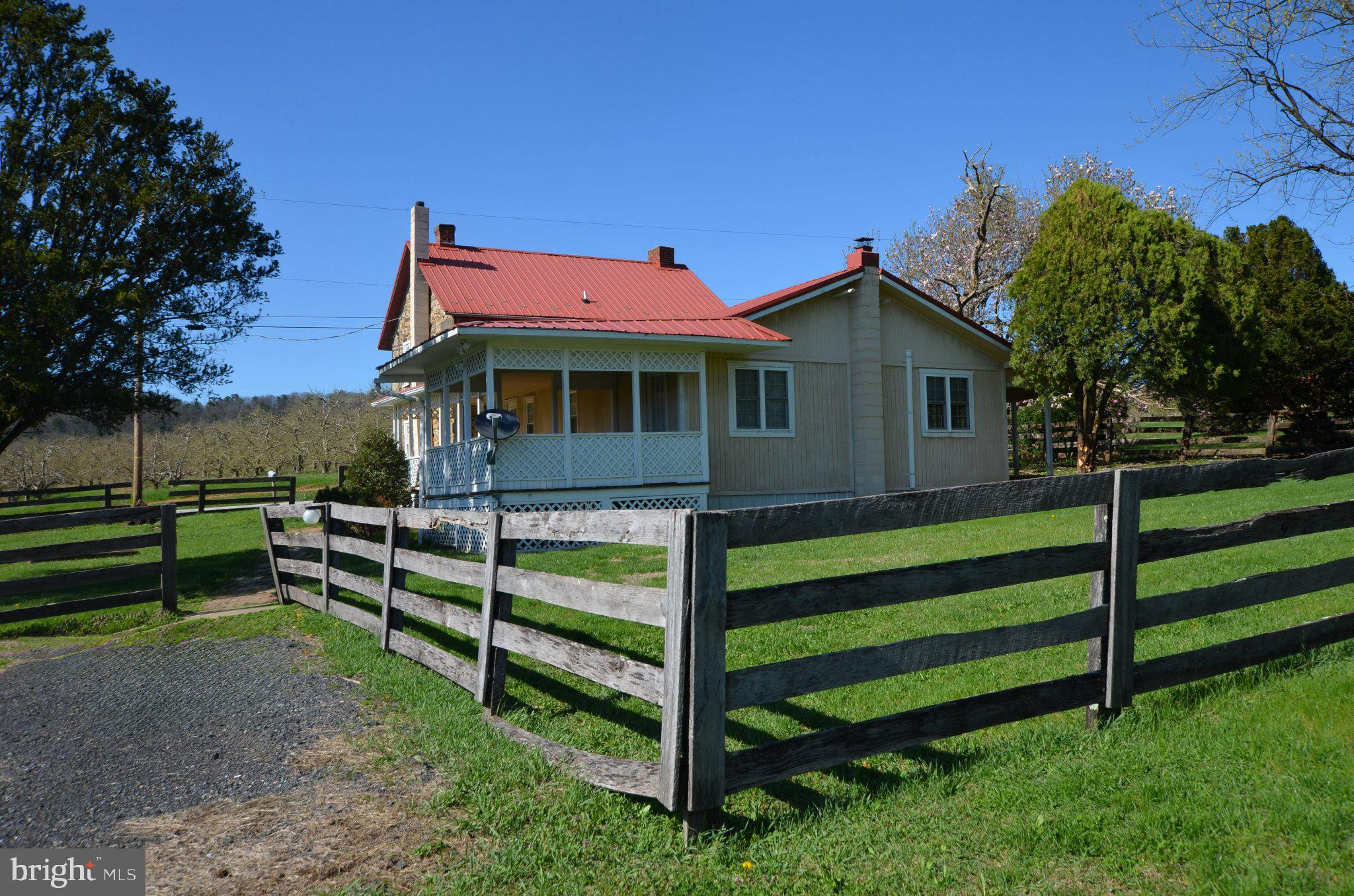 1059 Cashtown Road Biglerville, PA 17307 - Photo 10 of 32 Charming home with rustic appeal.