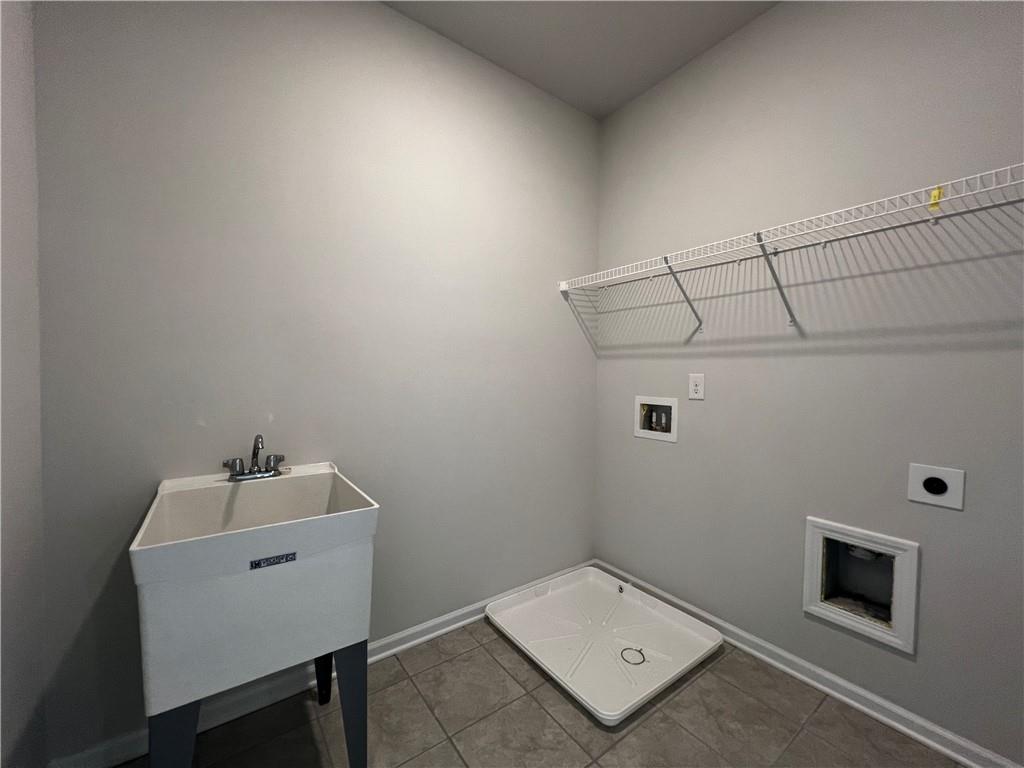 3339 Fall Branch Lane Buford, GA 30519 - Photo 17 of 30 a bathroom with a sink