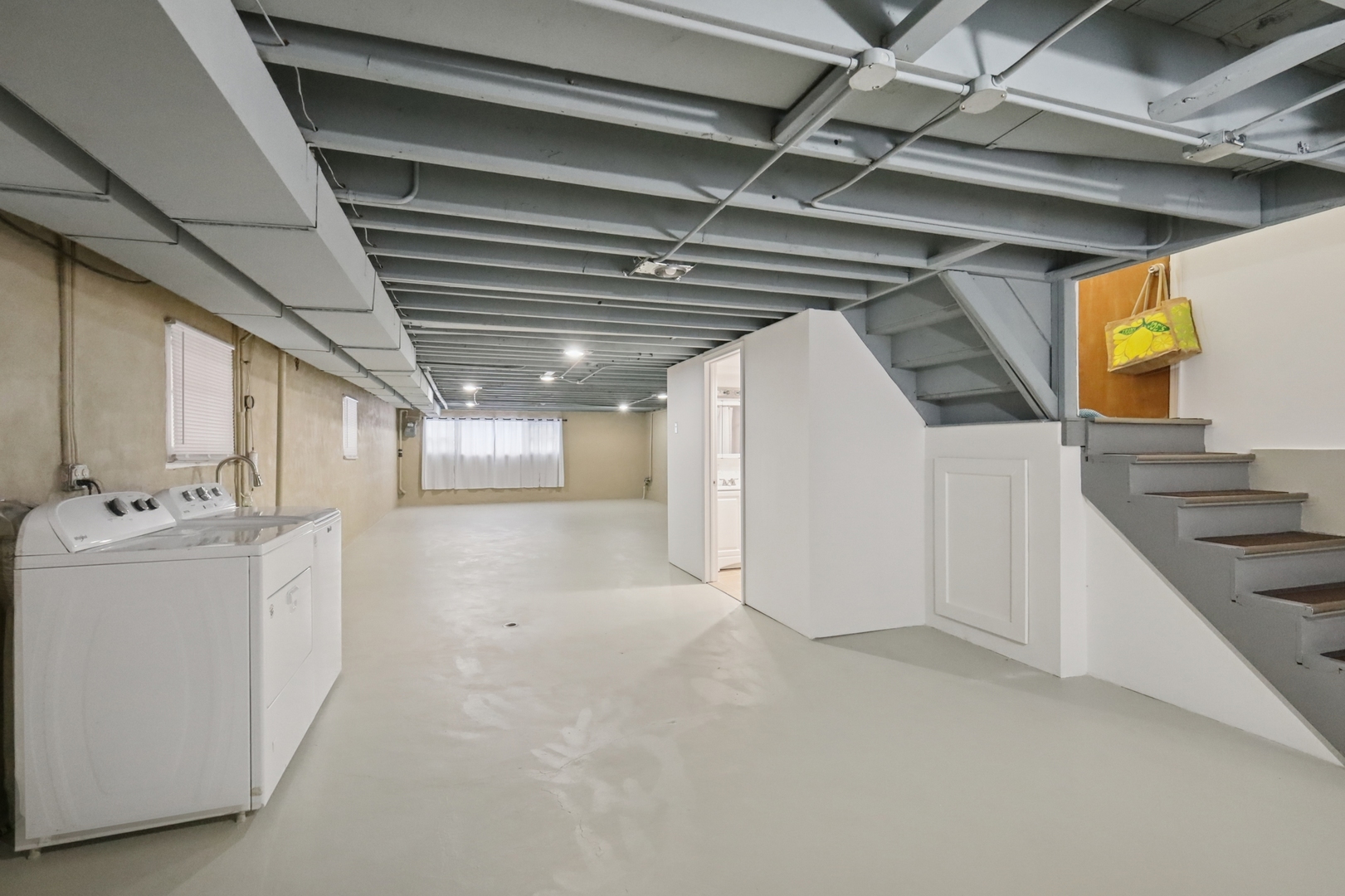 1711 West 43rd Street Chicago, IL 60609 - Photo 15 of 25 a view of a storage & utility room