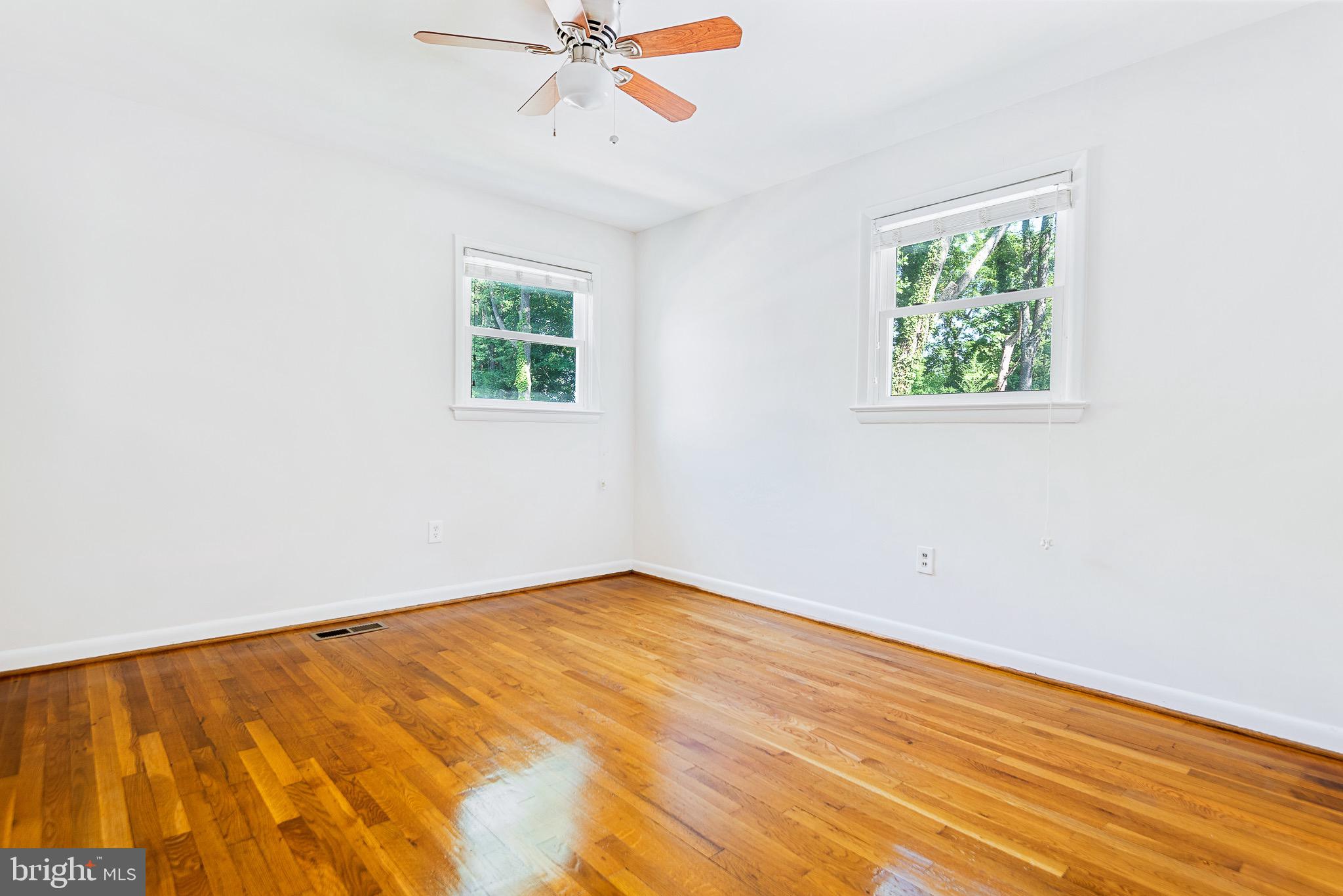 6304 Rockhurst Road Bethesda, MD 20817 - Photo 28 of 43 Gallery Image 28
