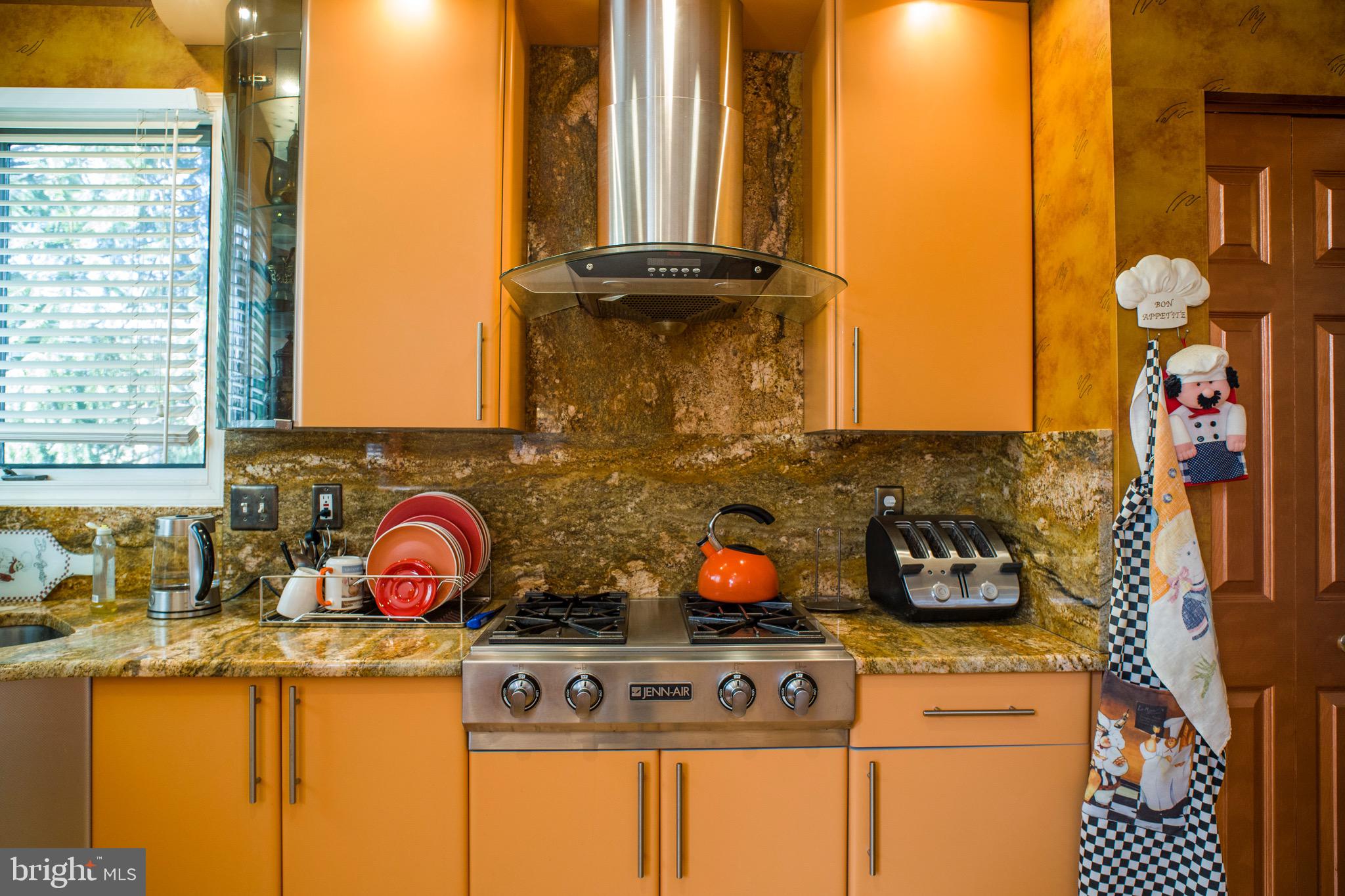 112 Lancefield Road Baltimore, MD 21209 - Photo 18 of 39