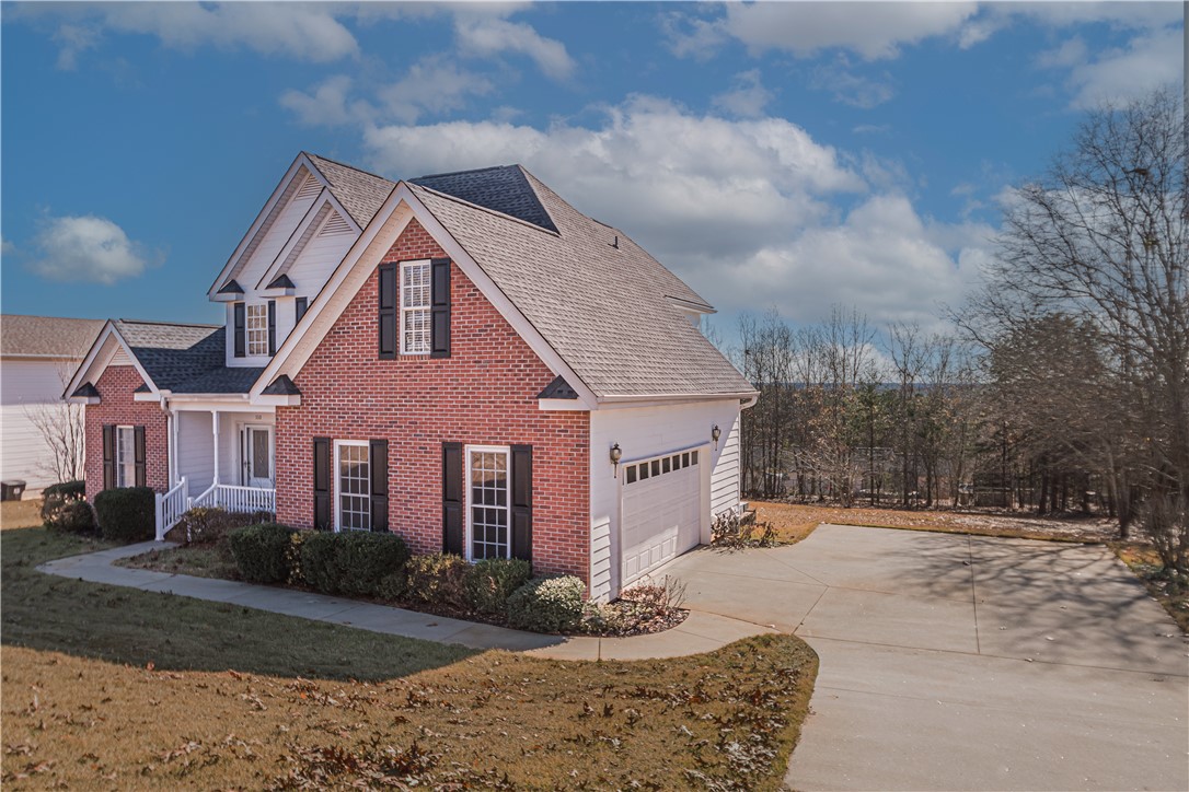 110 Hallmark Lane Easley, SC 29640 - Photo 3 of 25