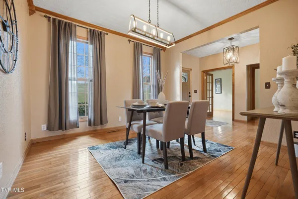 $490,000 | 11515 Frederick Road, Coeburn, VA 24230