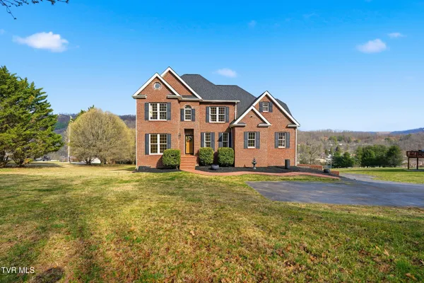 $490,000 | 11515 Frederick Road, Coeburn, VA 24230