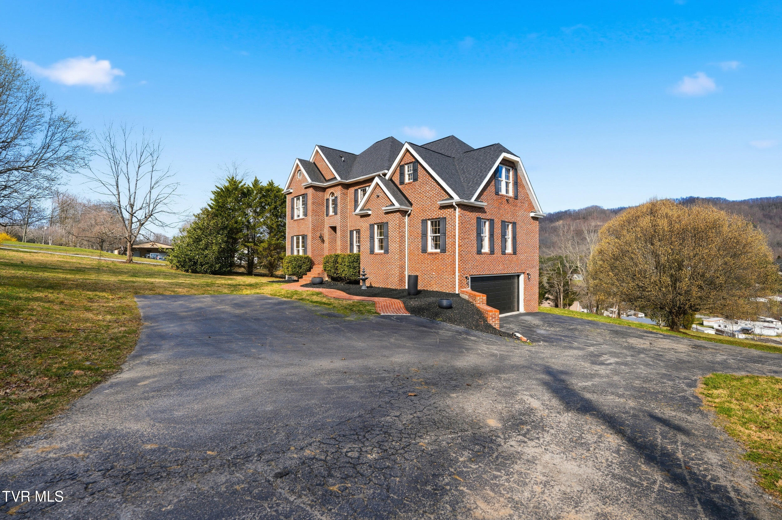 11515 Frederick Road Coeburn, VA 24230 - Photo 3 of 73 3_11515 frederick rd-64