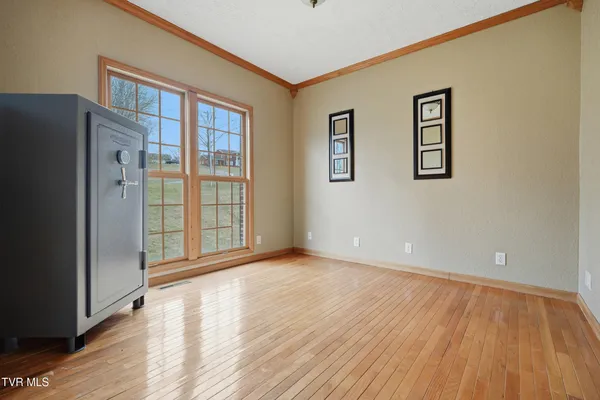 $490,000 | 11515 Frederick Road, Coeburn, VA 24230