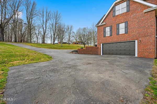 $490,000 | 11515 Frederick Road, Coeburn, VA 24230