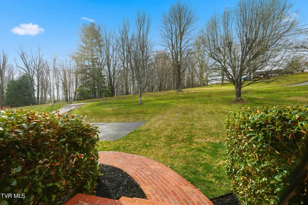 $490,000 | 11515 Frederick Road, Coeburn, VA 24230