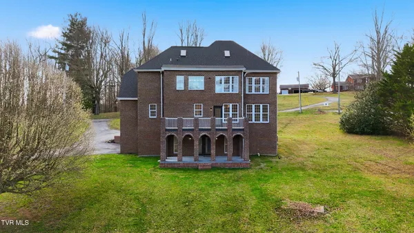 $490,000 | 11515 Frederick Road, Coeburn, VA 24230