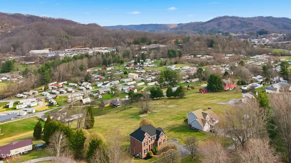 $490,000 | 11515 Frederick Road, Coeburn, VA 24230