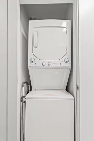 $8,000 | 322 Northwest 4th Avenue, Delray Beach, FL 33444