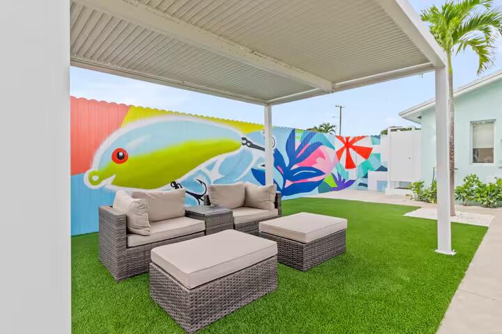 322 Northwest 4th Avenue Delray Beach, FL 33444 - Photo 25 of 37 Canopy