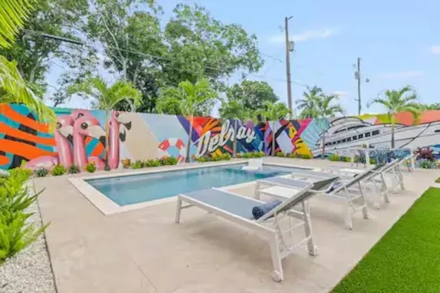 $8,000 | 322 Northwest 4th Avenue, Delray Beach, FL 33444