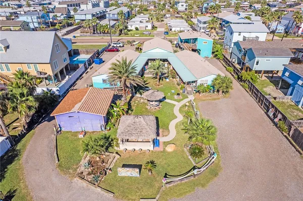 $2,000,000 | 1607 Eleventh Street, Port Aransas, TX 78373