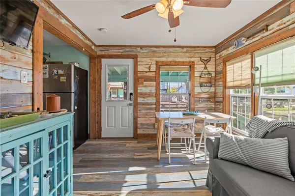 $2,000,000 | 1607 Eleventh Street, Port Aransas, TX 78373