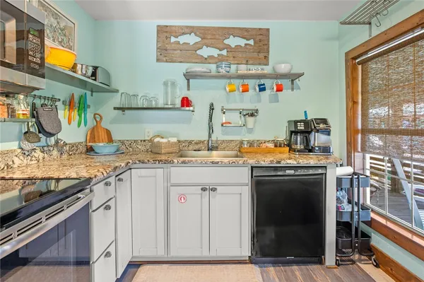 $2,000,000 | 1607 Eleventh Street, Port Aransas, TX 78373