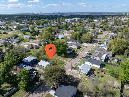 $13,500 | 2508 Demarest Street, Lake Charles, LA 70601