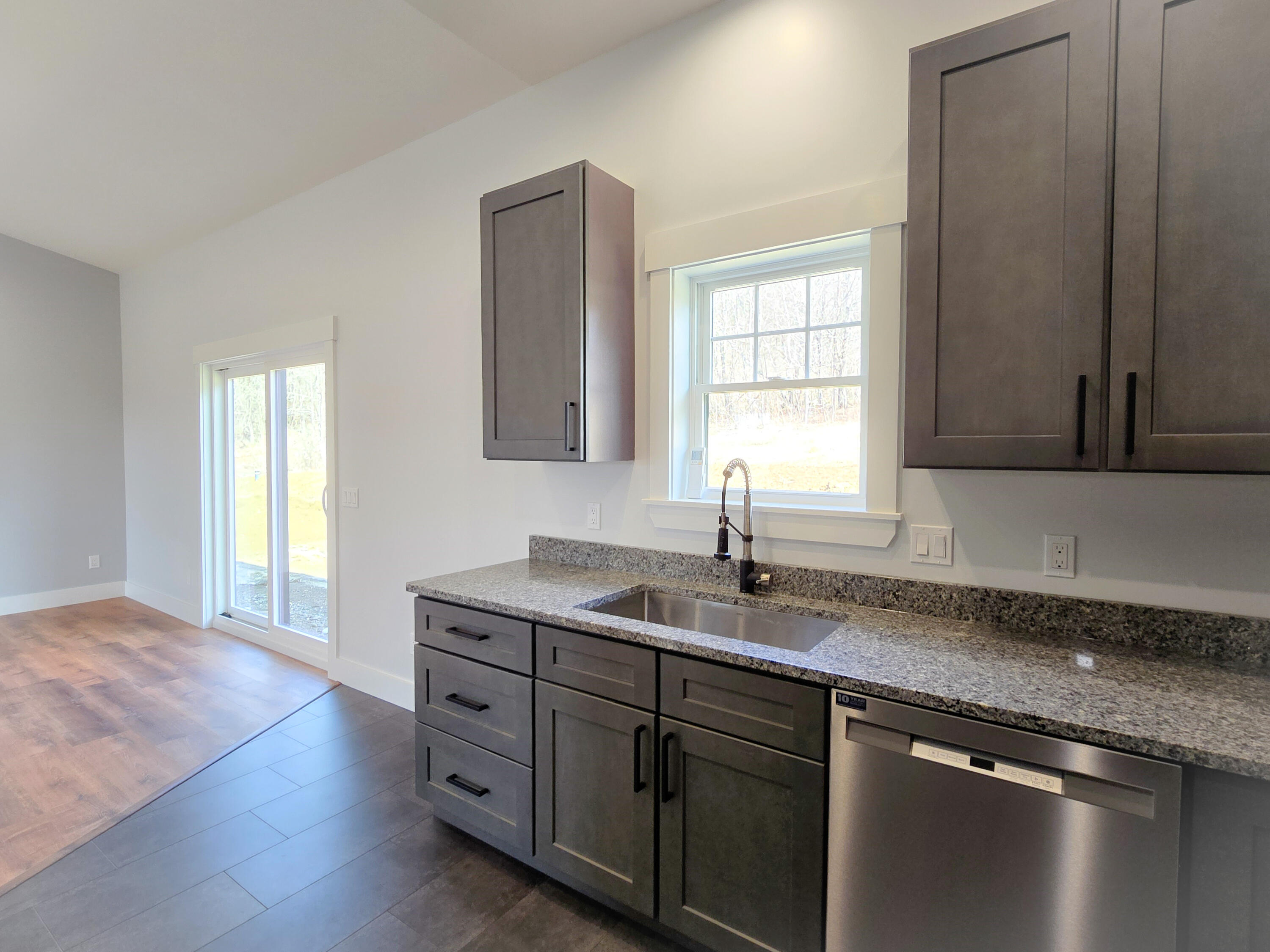 727 Stream Road Winterport, ME 04496 - Photo 15 of 44 Kitchen