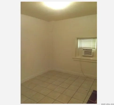 $750 | 600 Monticello Court, Unit 2, San Antonio, TX 78223