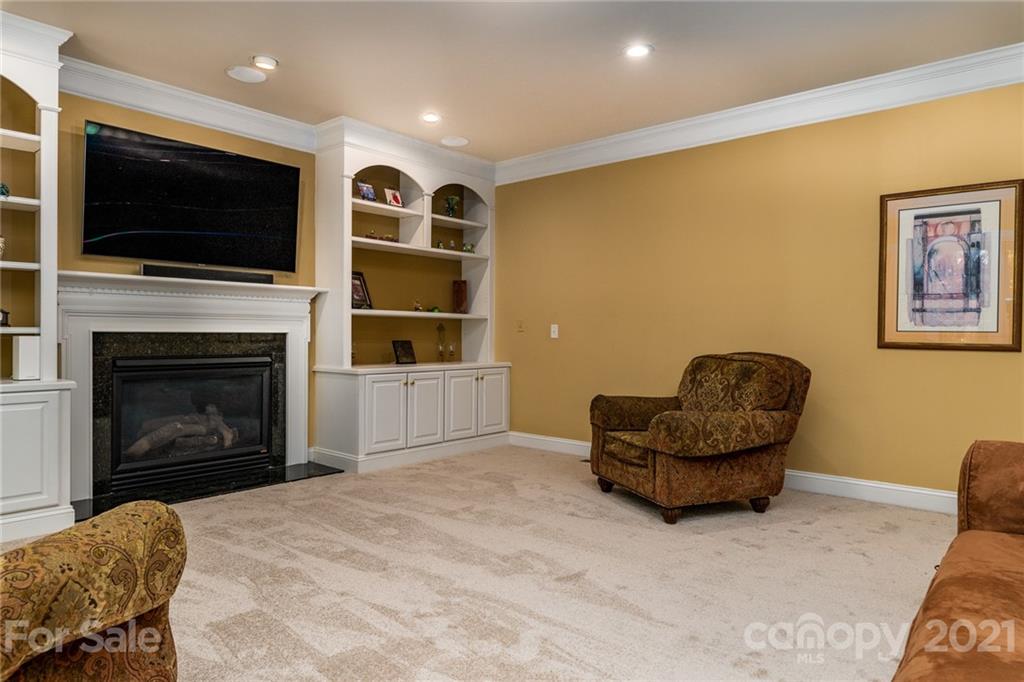 16604 Turtle Point Road Charlotte, NC 28278 - Photo 12 of 48 Gallery Image 12